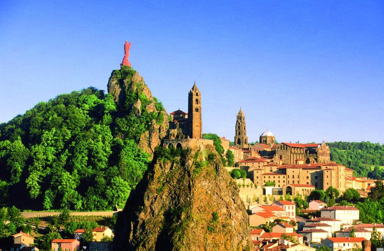 Les Gites Du Val Valprivas المظهر الخارجي الصورة